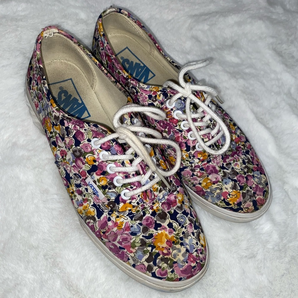 Floral Vans